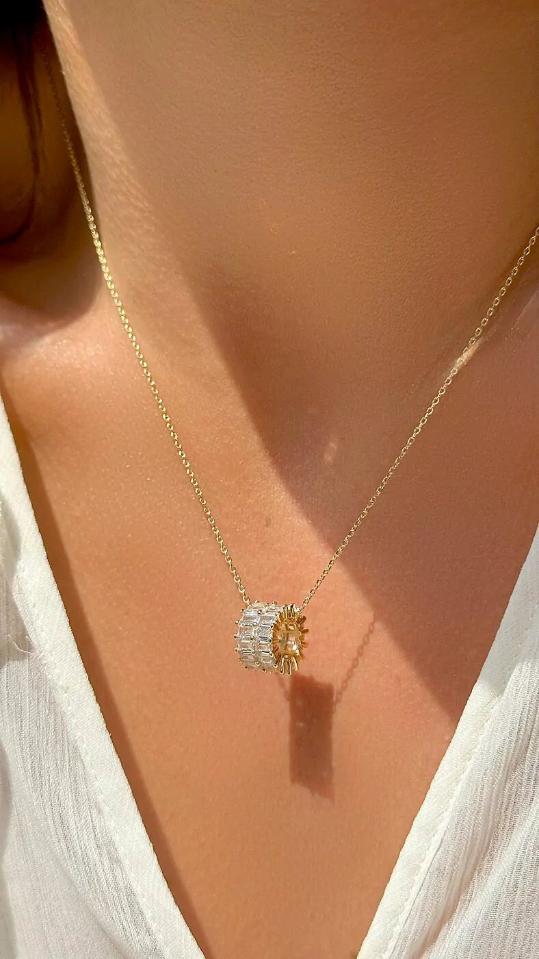 Colar Redondo de Baguetes com Zircônias Brancas 45cm - Banho de Ouro 18k