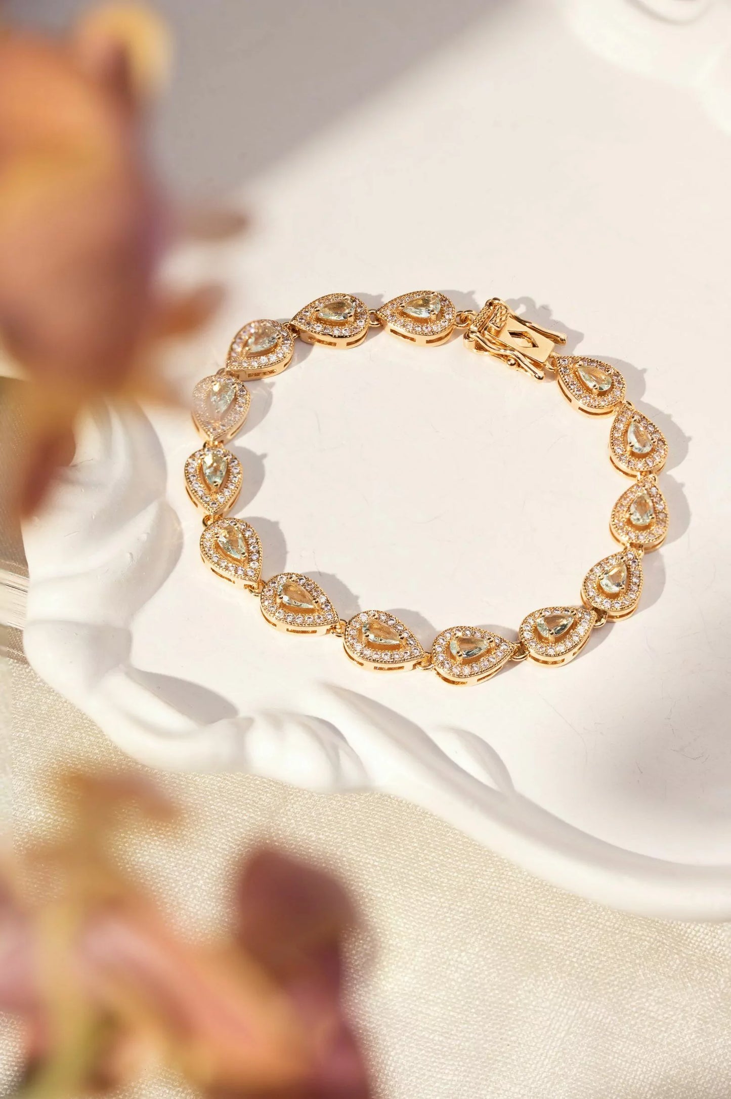 Pulseira Riviera Gotas Cristal Topázio Azul e Zircônias Brancas